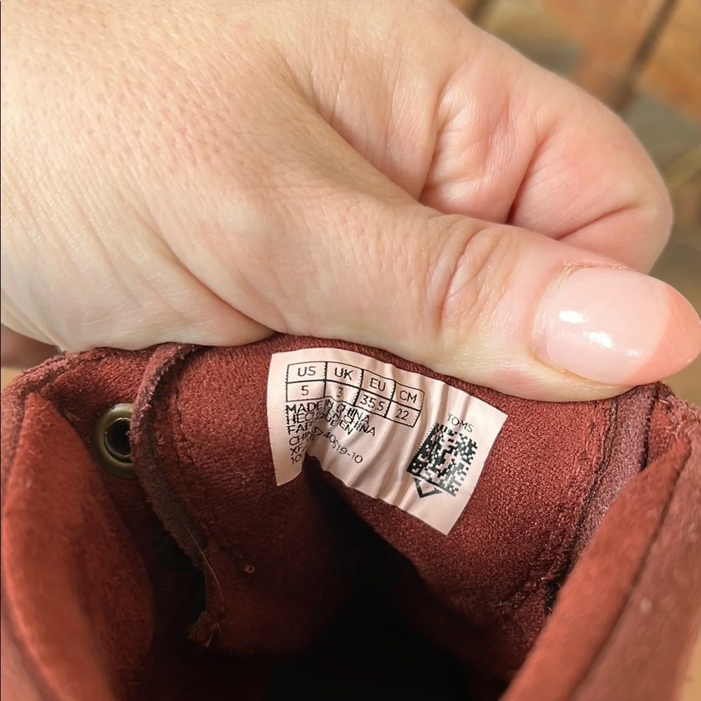 Tom’s Brown Lace-Up Boots - Picture 5 of 6